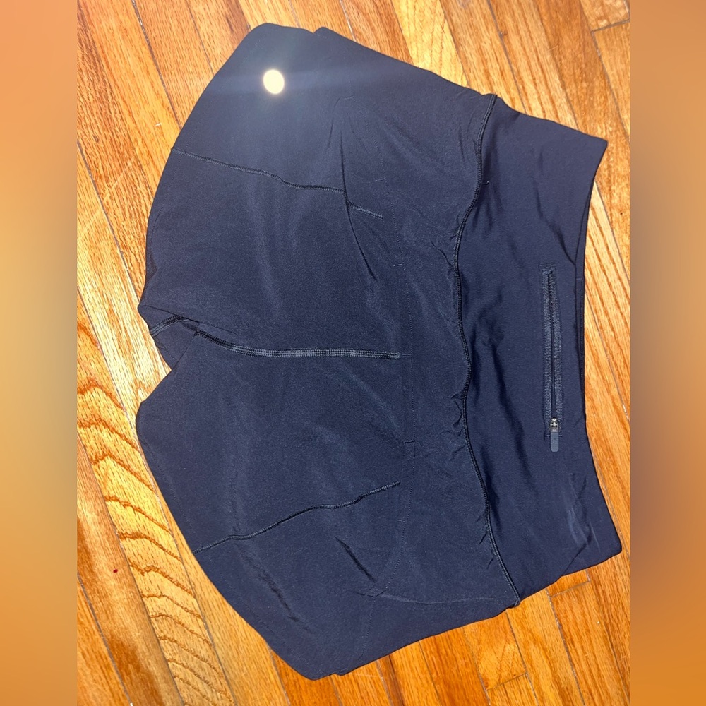 NWOT LULULEMON SPEED UPS